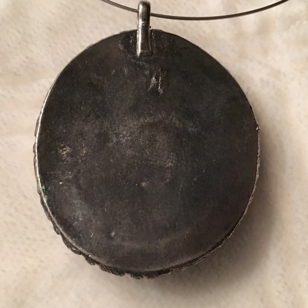 Large Pendant and Necklace - Picture 4 of 4